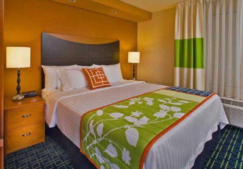 Fairfield Inn & Suites Weatherford Room photo